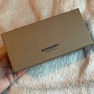 Burberry sunglasses EMPTY box (only box)